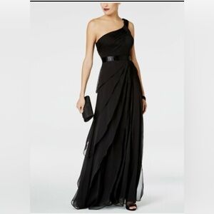 Adrianna Papell Black Asymmetrical Chiffon Tiered Gown